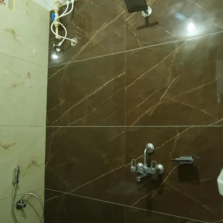 Hill View Paradise - A Luxurious 2Bhk'S & Private Rooms Near Alipiri Tirupati Exterior photo