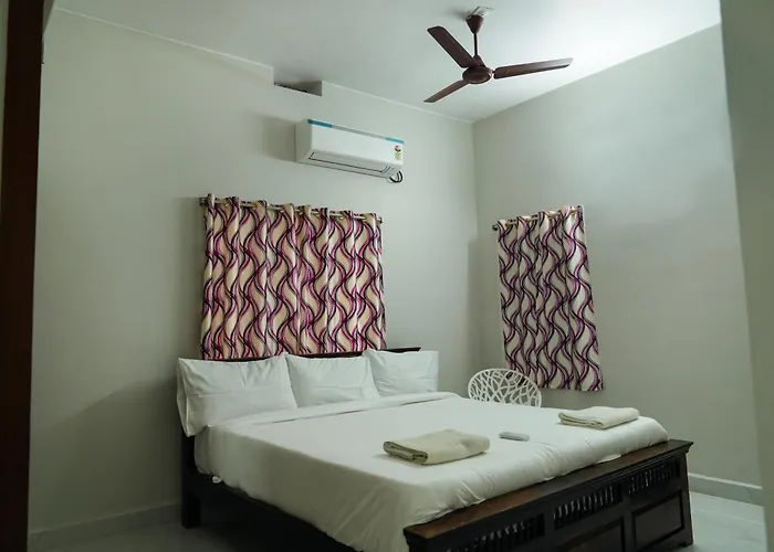 Hill View Paradise - A Luxurious 2Bhk\'S & Private Rooms Near Alipiri