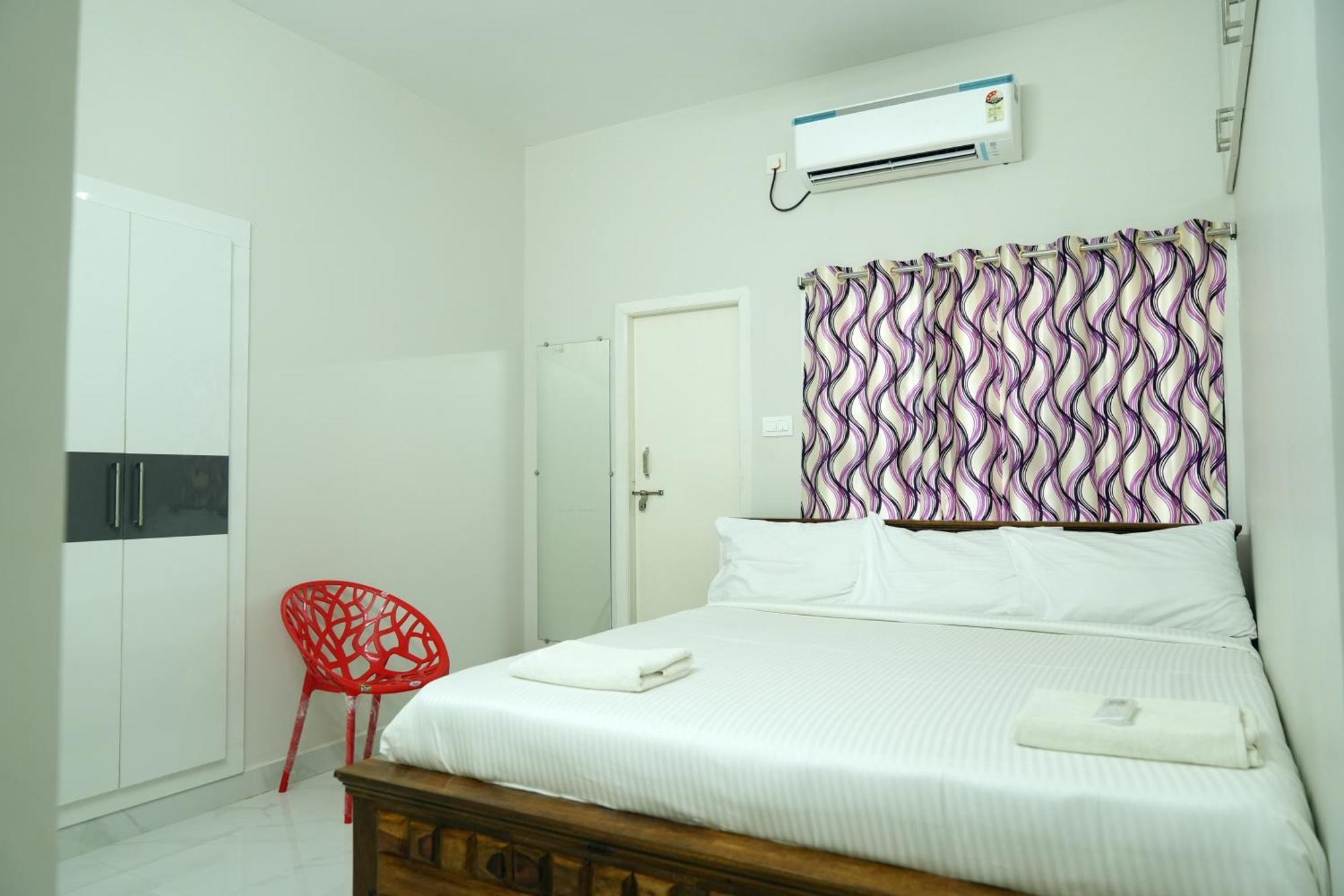 Hill View Paradise - A Luxurious 2bhk's & Private Near Alipiri *